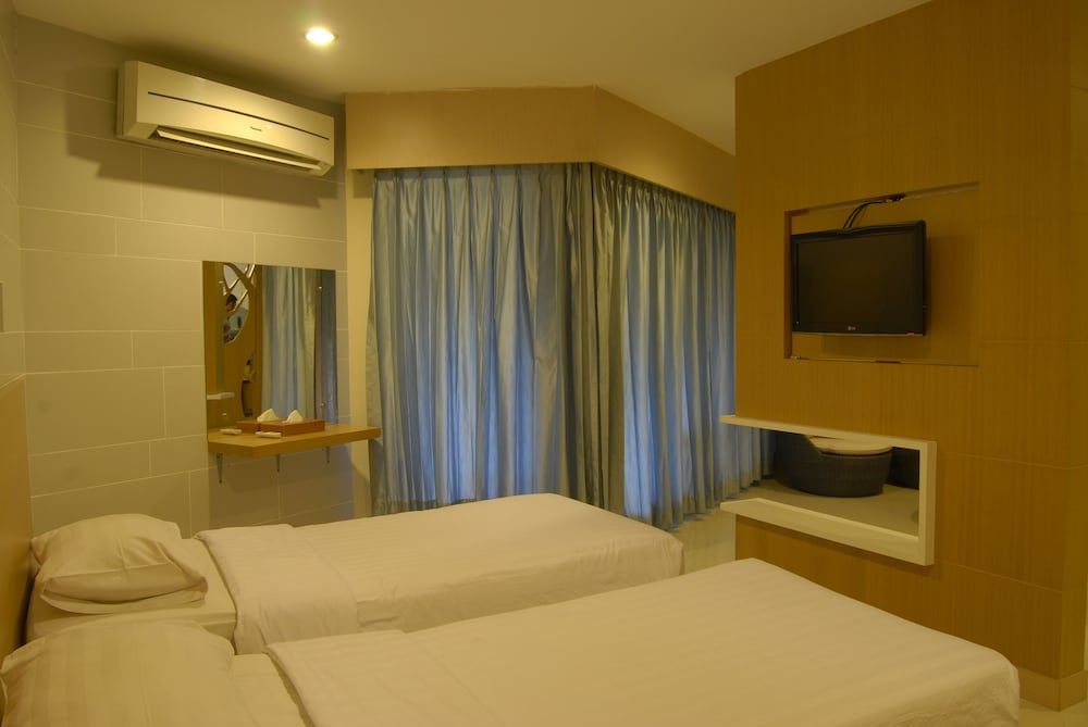 Putri Duyung Ancol 2