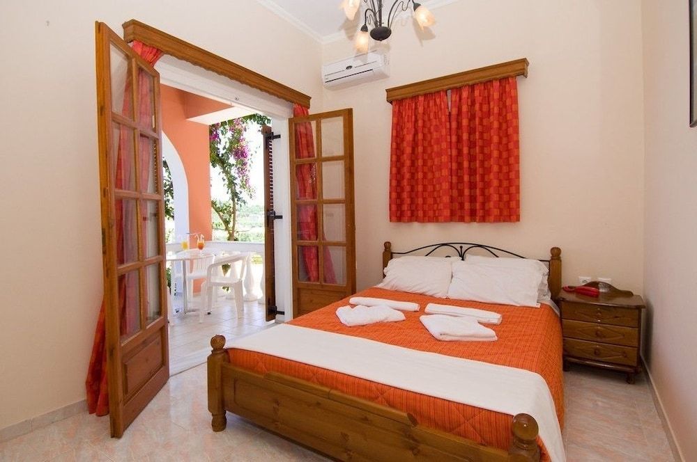 Callinica Hotel 2