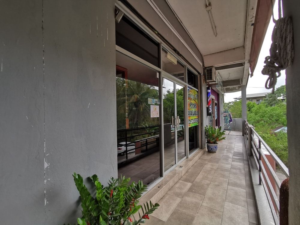 OYO 89780 Lodge 37 2