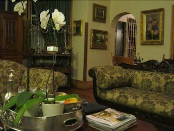 A Tapestry Garden Guest House 2