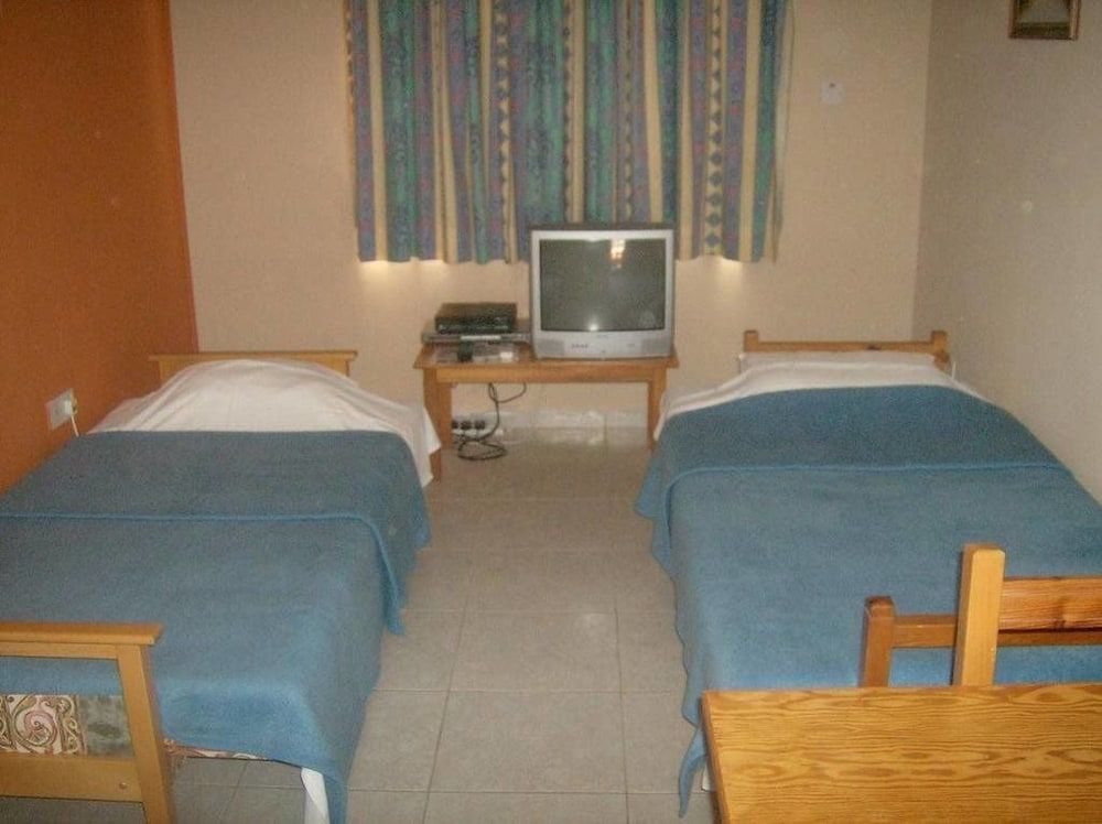 Rantzo Holiday Apartments 3