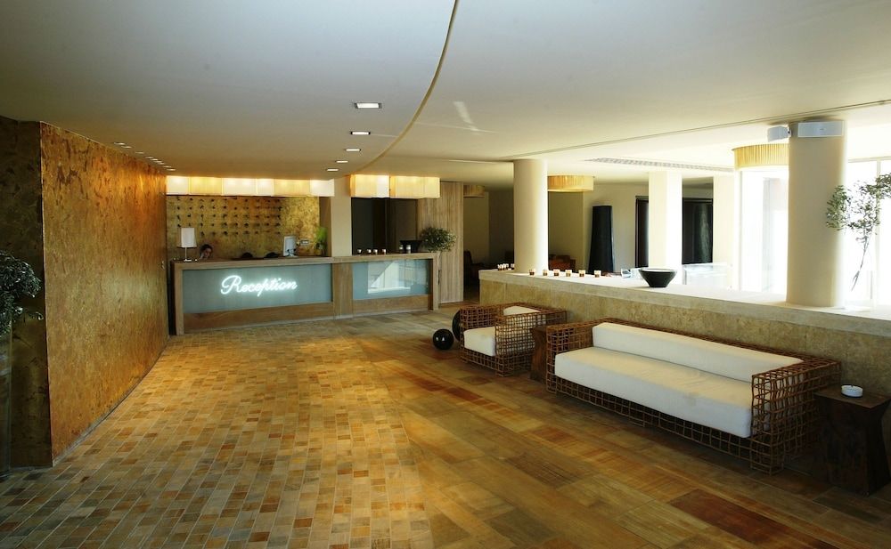 Aegeon Beach Hotel 2