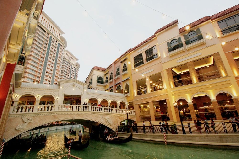 MaxStays - Max Style @ The Venice Residences 1 MaxStays - Max Style @ The Venice Residences 1