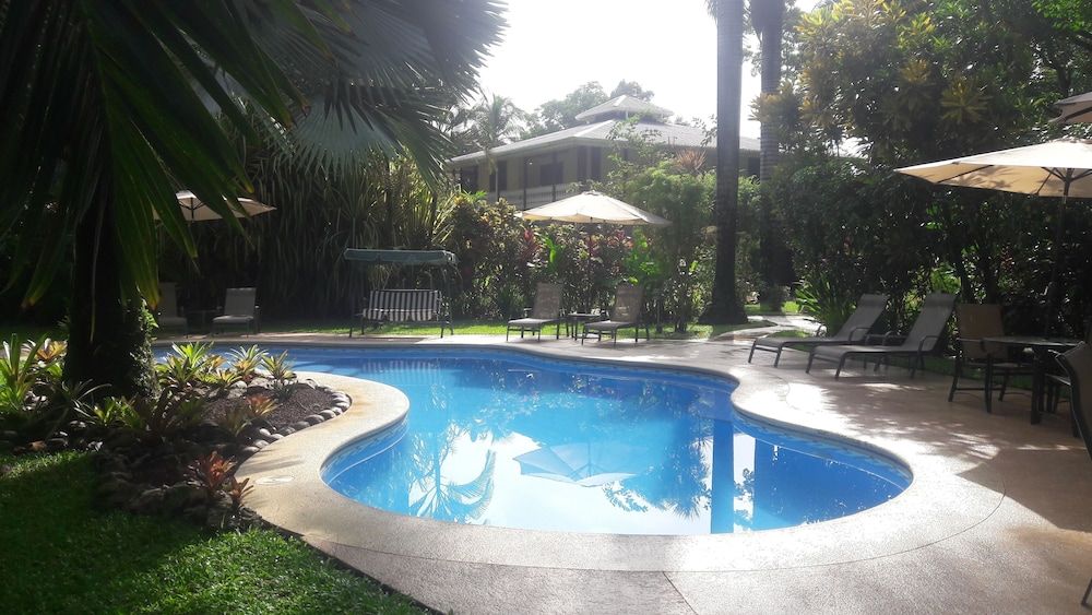 Playa Negra Guesthouse