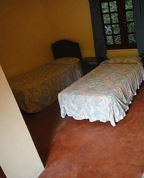 Holiday View Inn Taman Negara 2