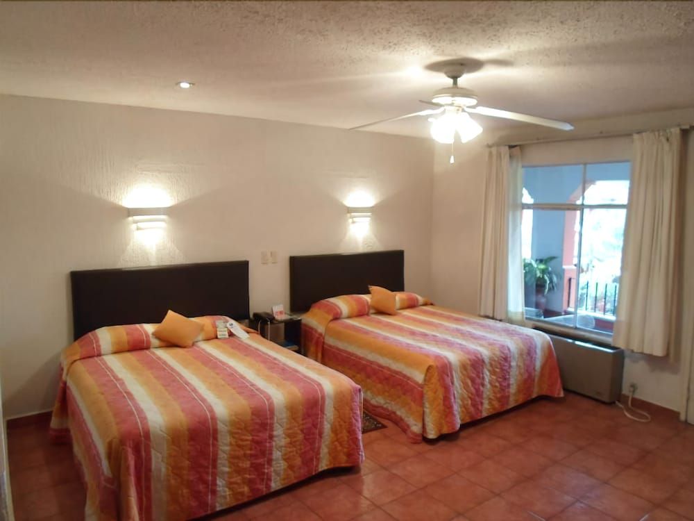 Hotel Fortin de las Flores 2