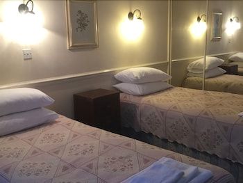 Colnbrook Lodge Guest House 2