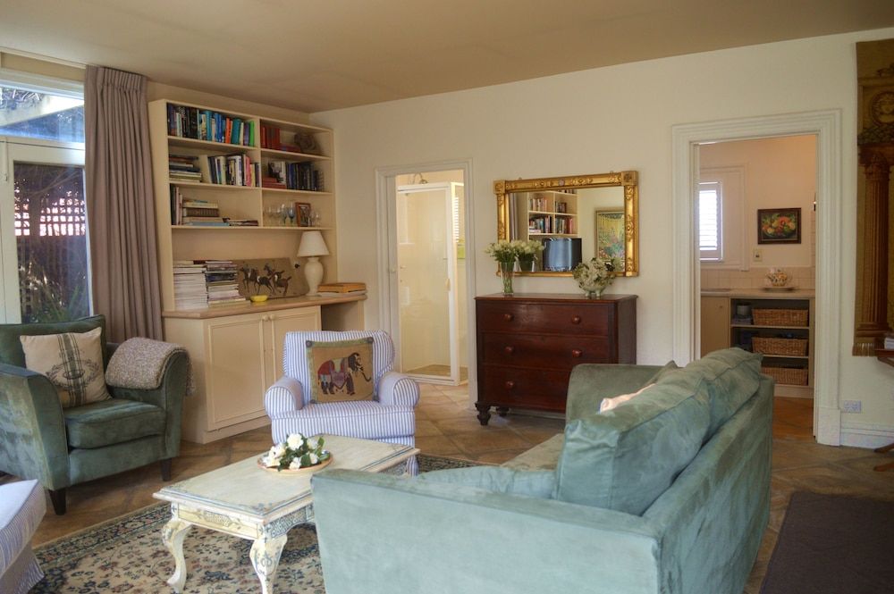 Athelney Cottage 1