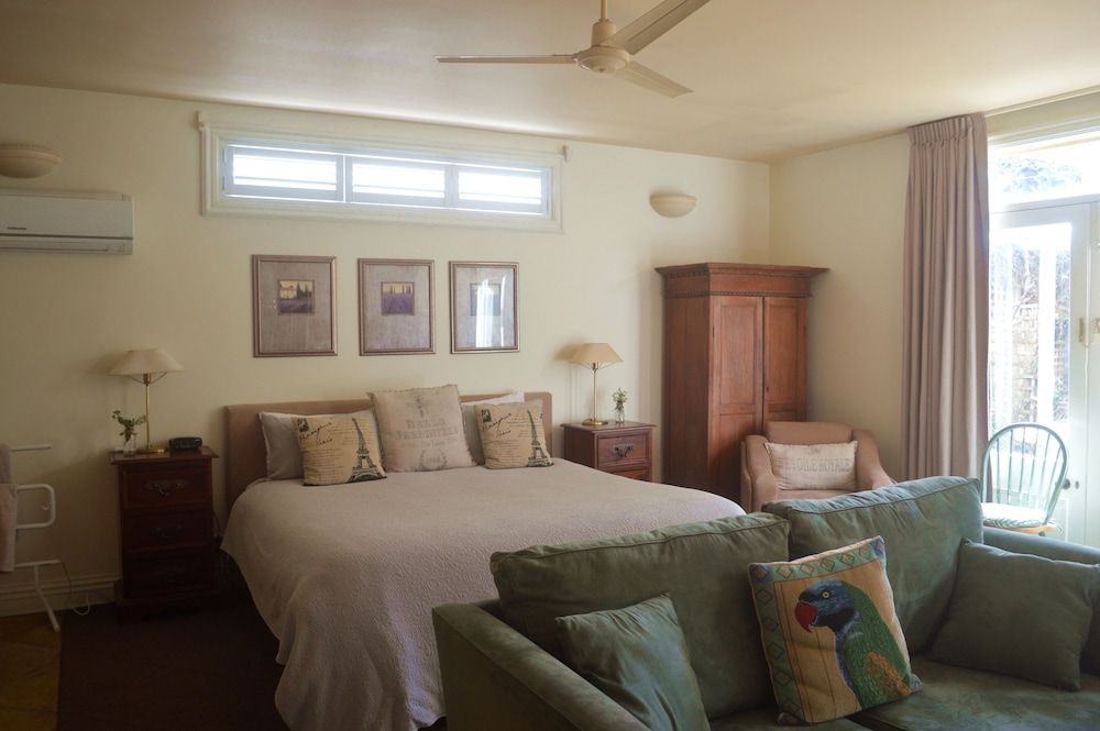 Athelney Cottage 3