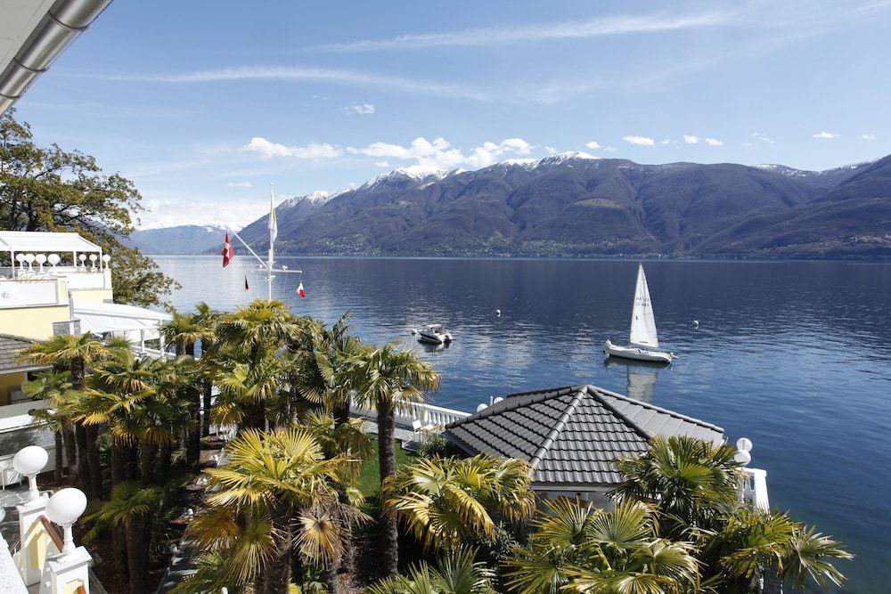 Yachtsport Resort Lago Maggiore 1
