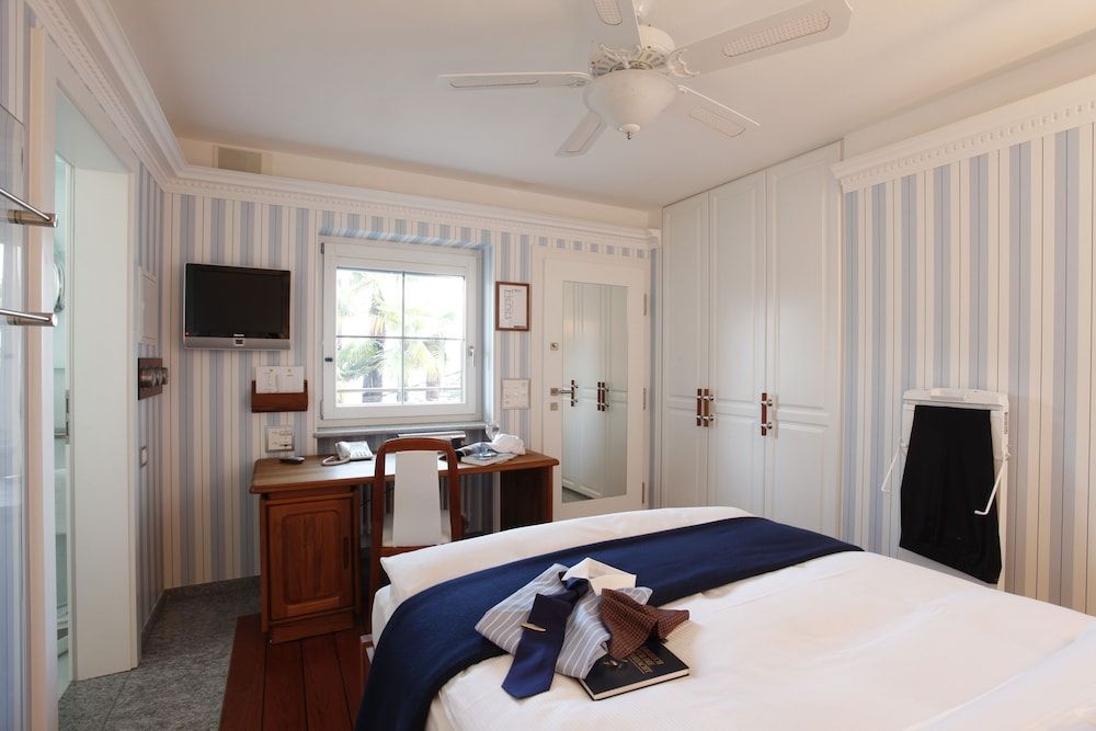 Yachtsport Resort Lago Maggiore 3