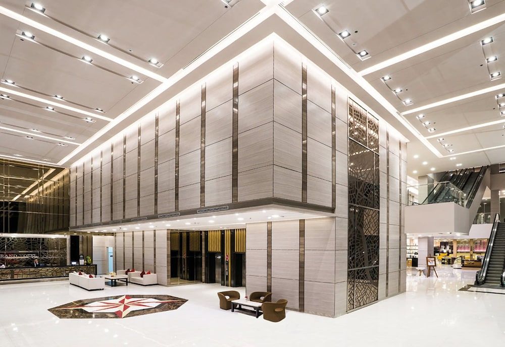 Best Western Plus Wanda Grand Hotel 2