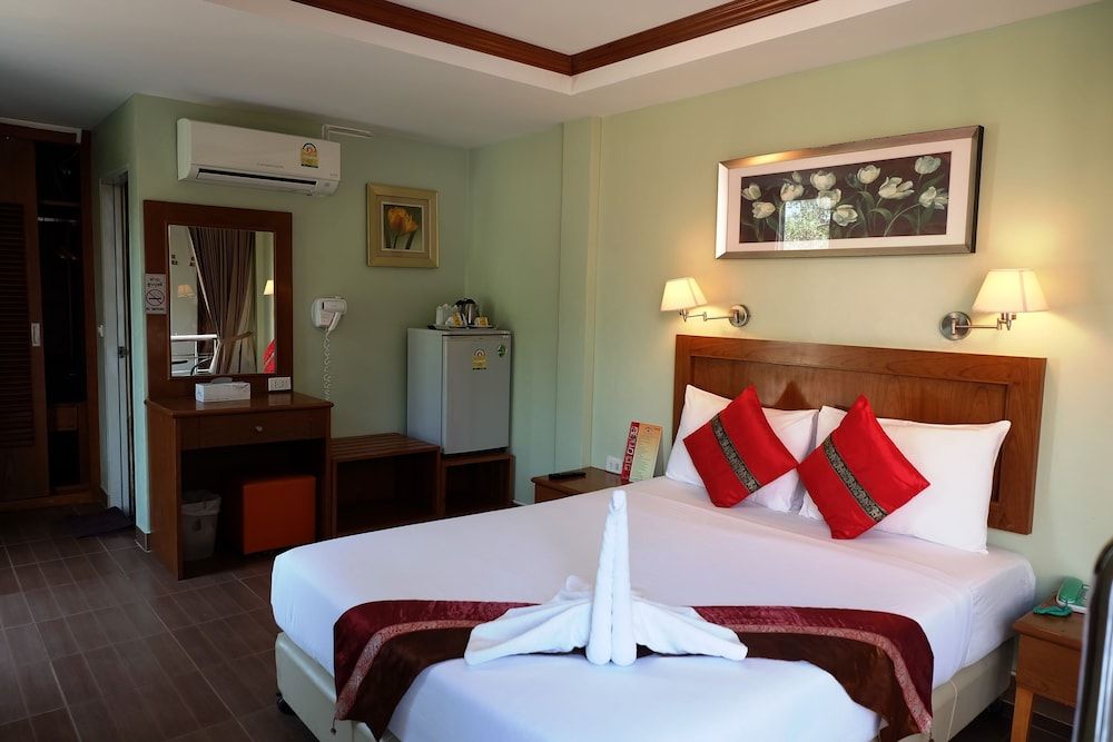 Chilli Hotel & Restaurant 3
