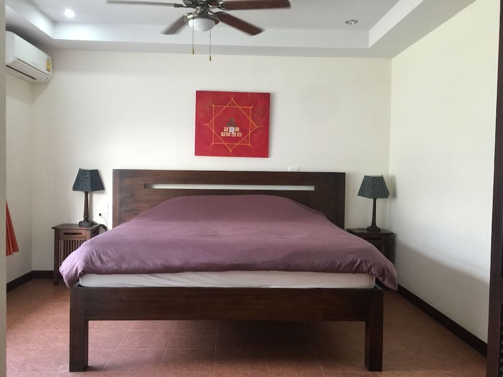 Merlin Plaza Apartments 3