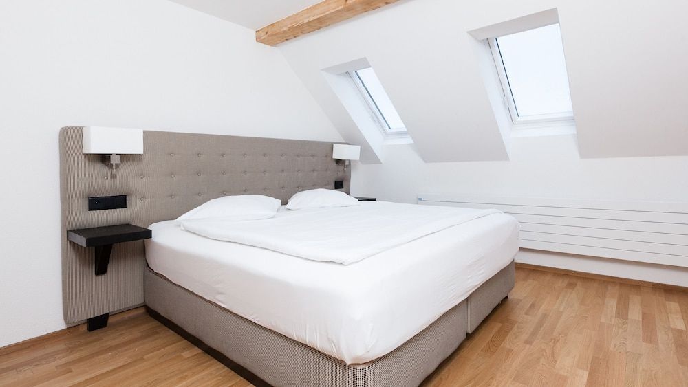 Swiss Star Longstreet 1 Swiss Star Longstreet 1