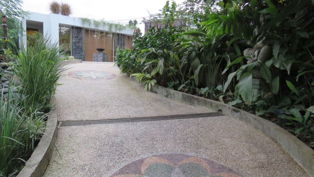 De Moksha Eco Friendly Boutique Resort 3