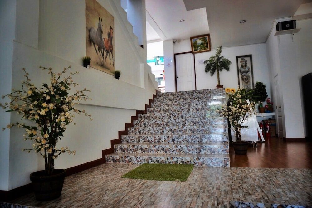 Pranee Amata Hotel 2