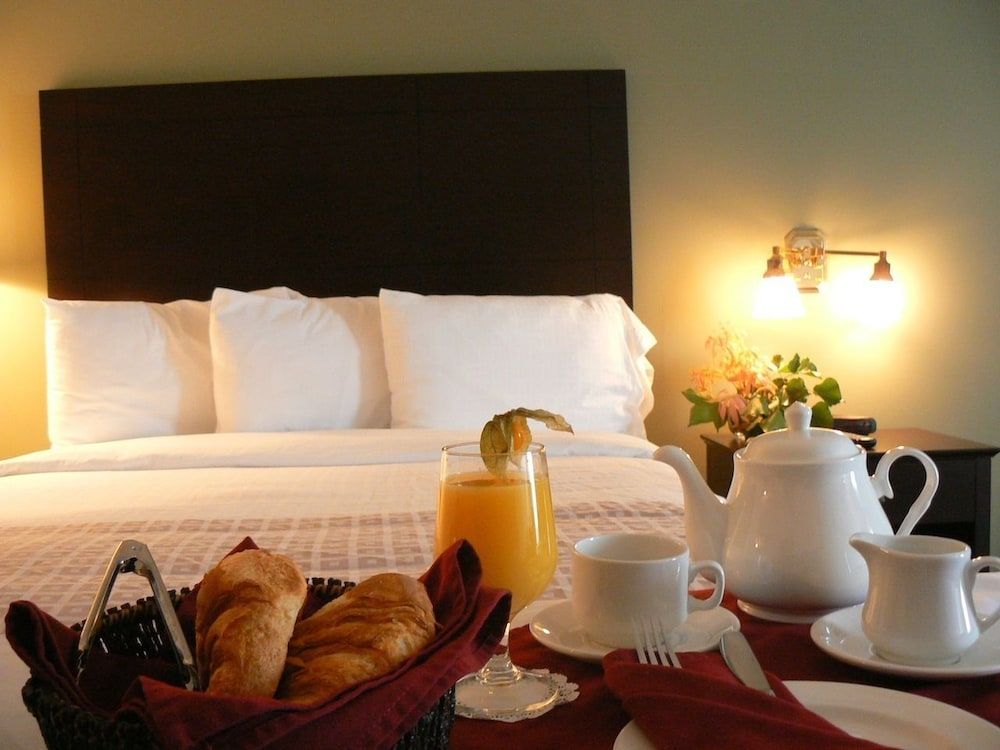 The Grand Hotel Nanaimo 3