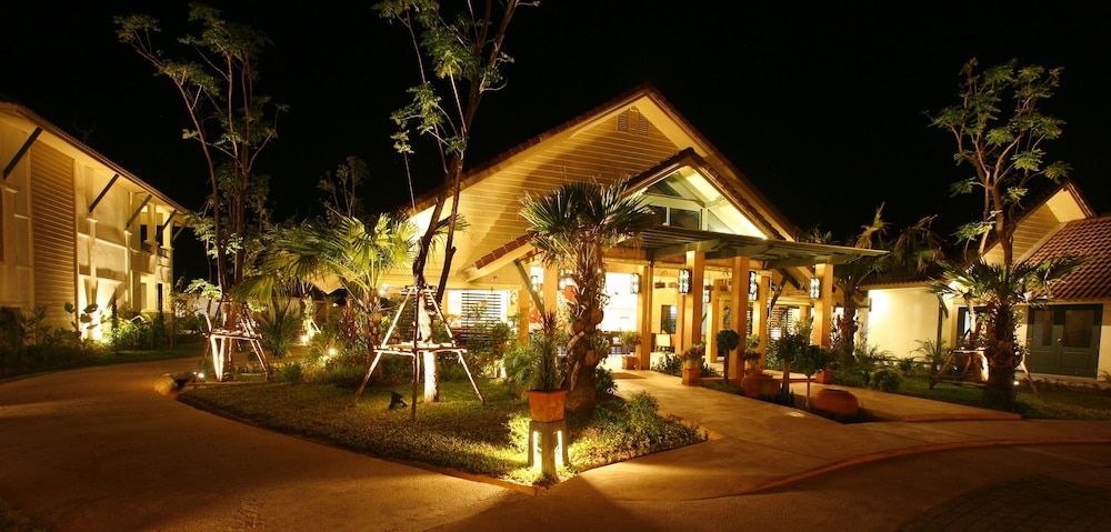 Baan Khaolak Beach Resort 2