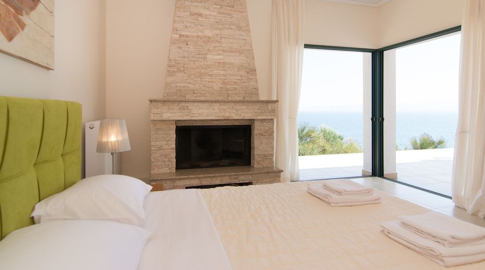 Angelbay Bungalows 3