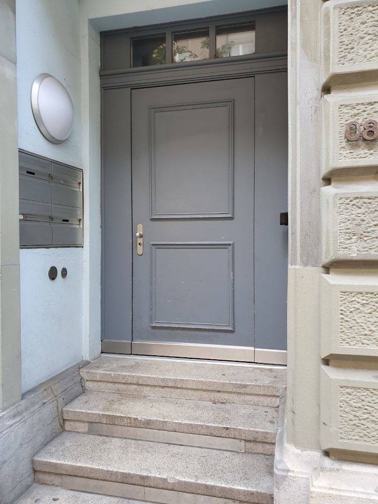 Le Bijou Lintheschergasse 23 / Zurich HB 2