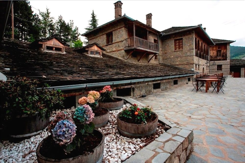 Katogi Averoff Hotel & Winery 4 estrelas em Metsovo