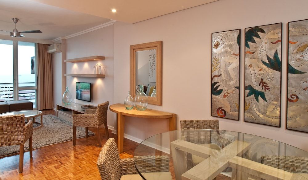 506 Lighthouse Mall 2