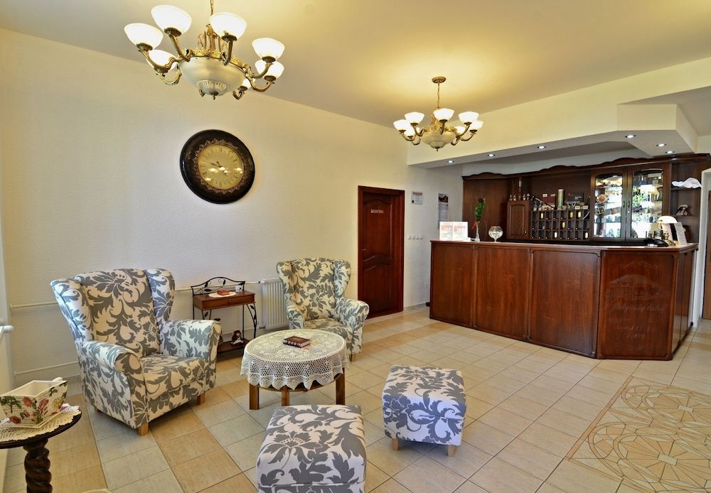 Hotel Svätojánsky kaštieľ 2