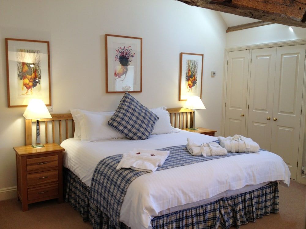 The Old Coach House 2