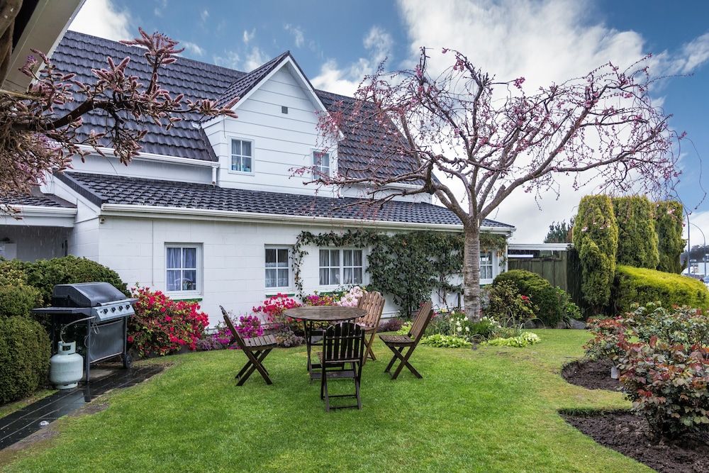 Phoenix Resort 1 Phoenix Resort 1