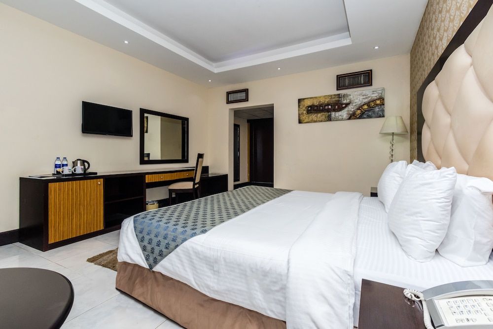 Flamingo by Bin Majid 2