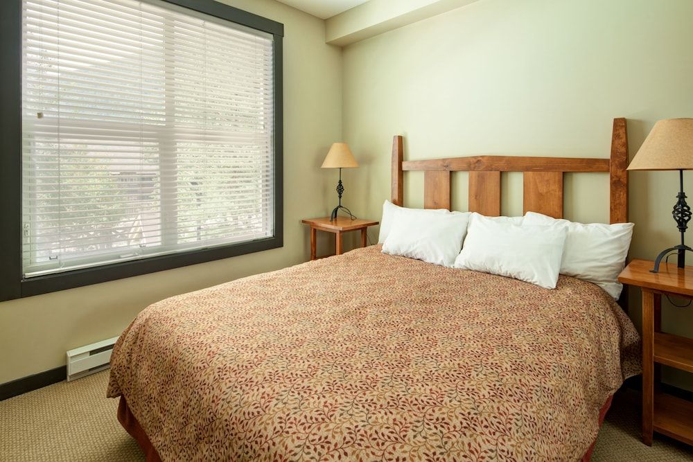 Panorama Mountain Resort - Premium Condos and Townhomes 2