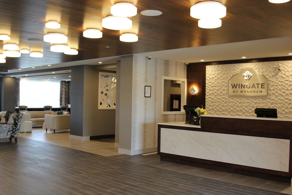 Wingate by Wyndham Airdrie 2