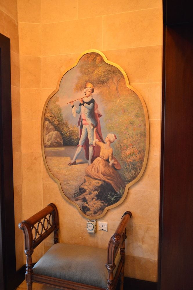 Nadine boutique suites 3