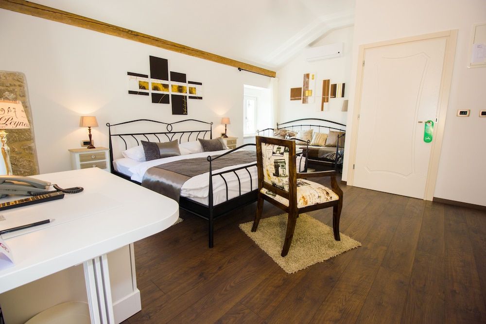 Heritage Hotel Forza 3