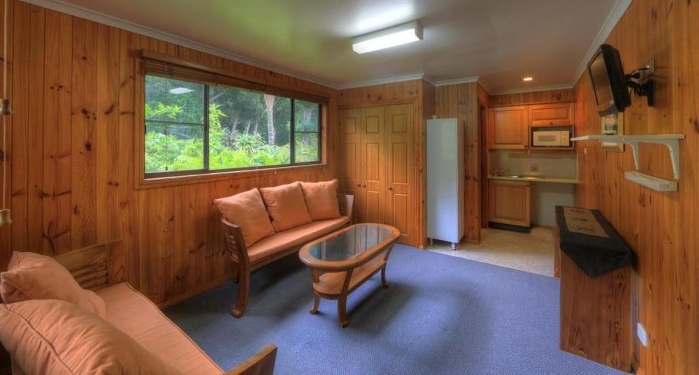 Lorhiti Apartments 2