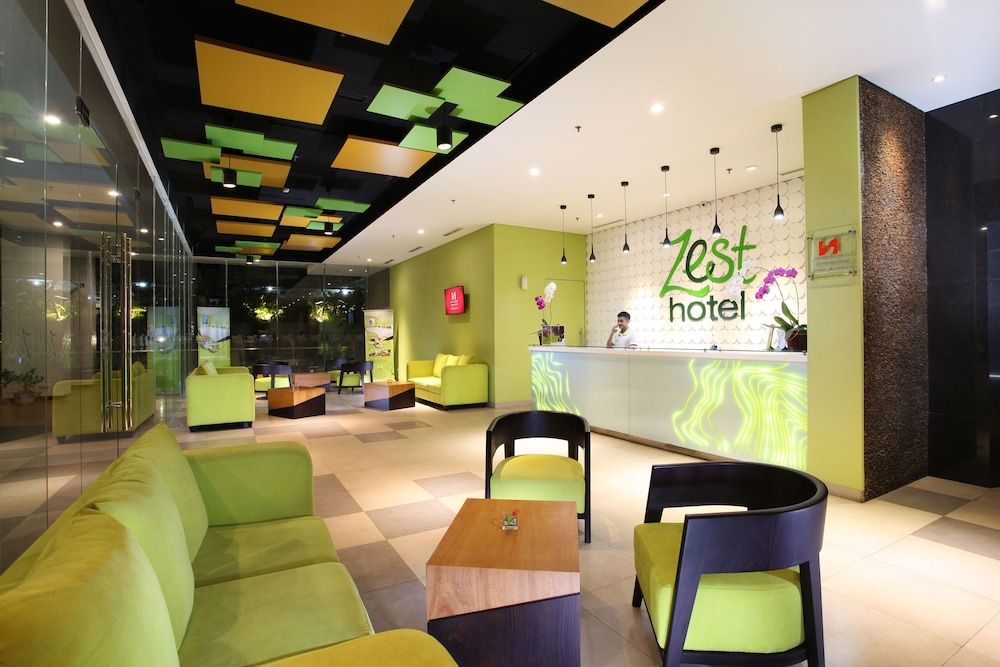 Zest Hotel Sukajadi Bandung 1