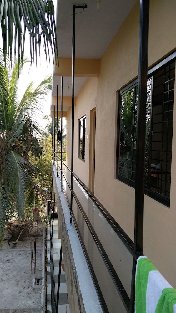 Om Ganesh Guest House 3