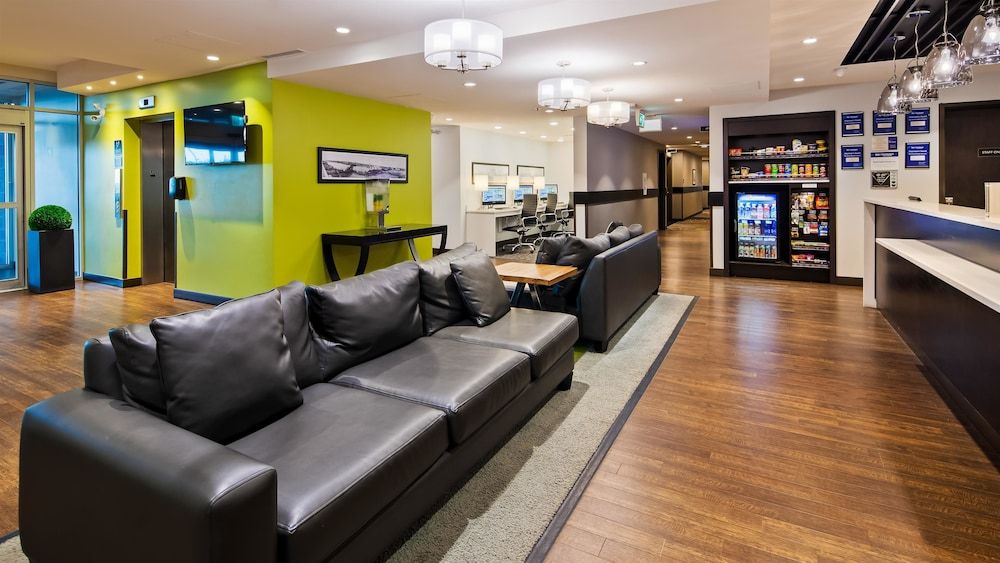 Best Western Plus East Side 3