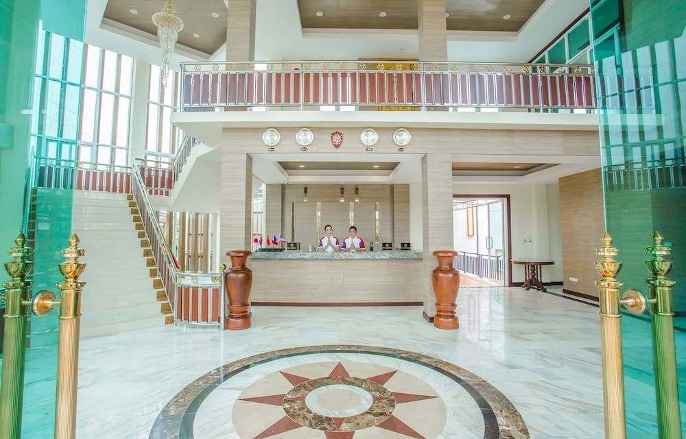 Saint Tropez Beach Resort Hotel 2