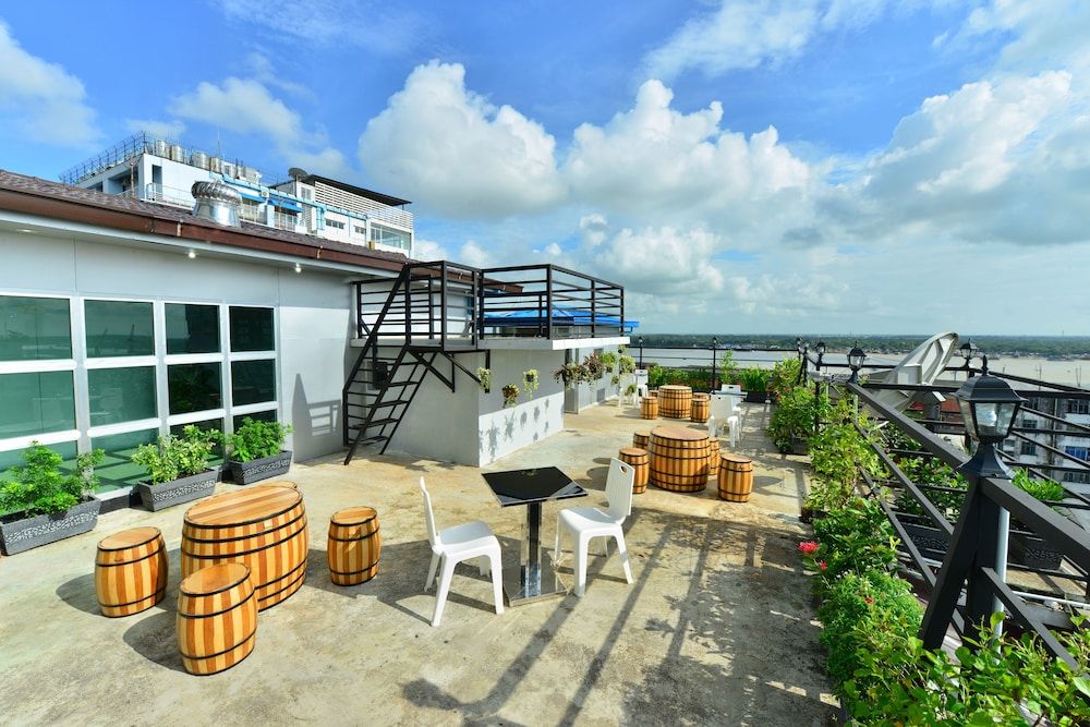 Backpacker Bed and Breakfast 1