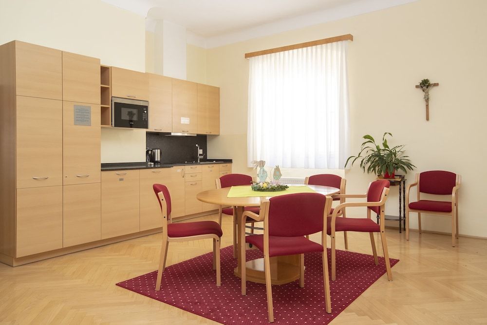 Gästehaus im Priesterseminar Salzburg 2