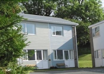 Freshwater Bay Holiday Cottages