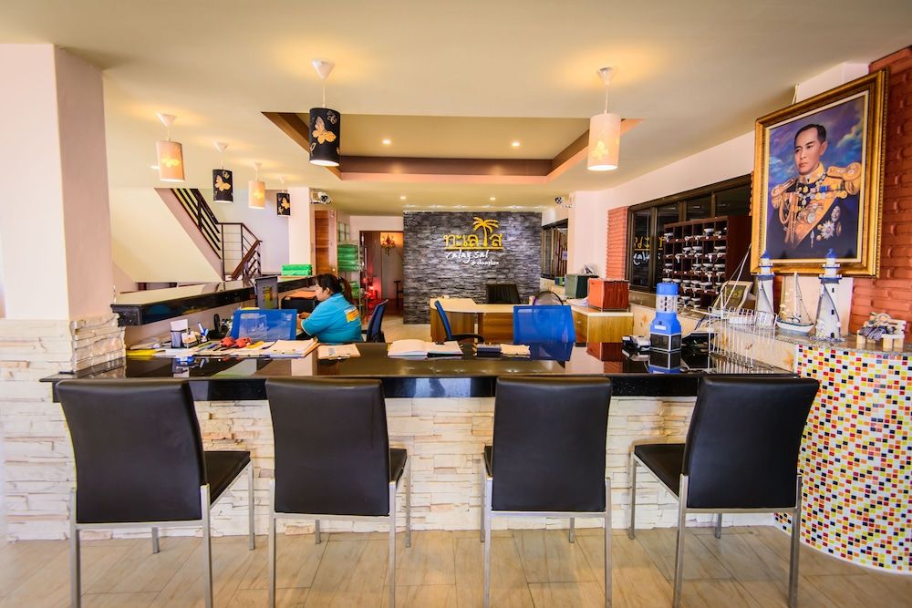 Talay Sai Hotel @ Thung wua laen 3