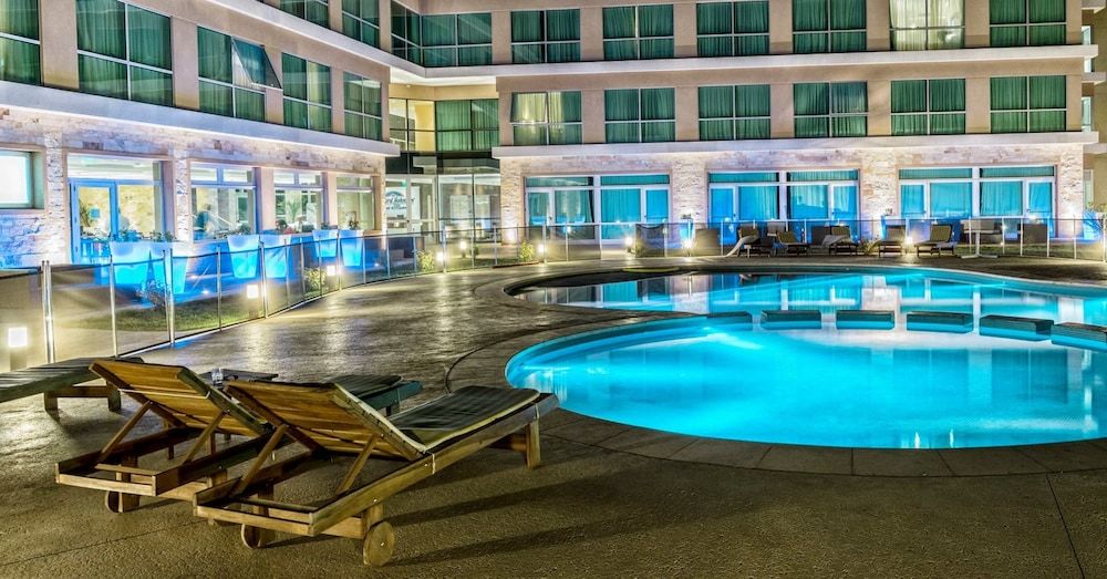 Howard Johnson Neuquen 4 estrellas en Neuquén