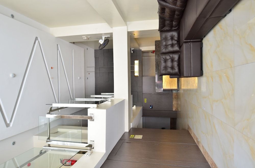 Oriental Zen Suites 2 Oriental Zen Suites 2