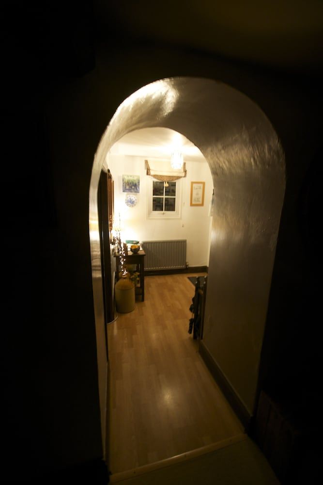 Lea House Bed and Breakfast 2