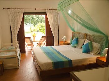 La Residence Villas & Studios 3