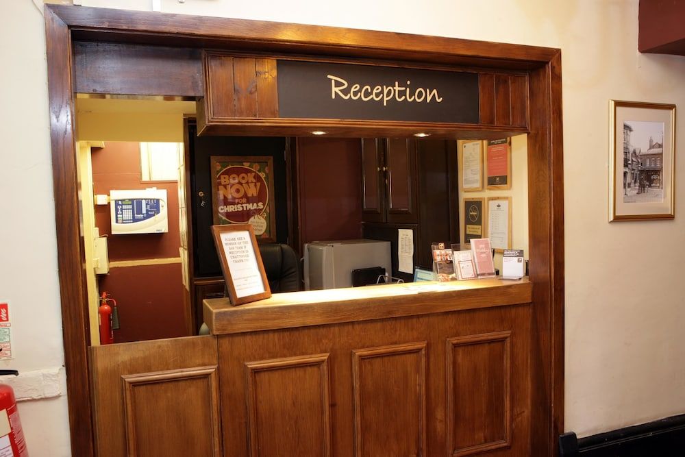 Wheatsheaf Hotel by Marston's Inn 2