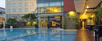 Grage Hotel Cirebon 1